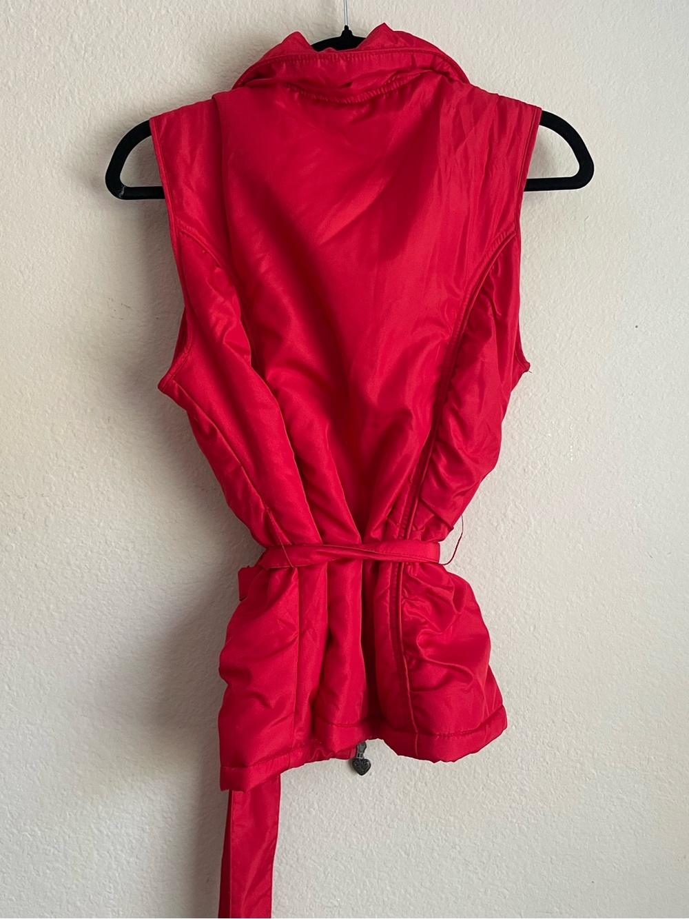 Bamboo Traders Red Sleeveless Puffer Vest with Belt - size medium - Picture 2 of 5